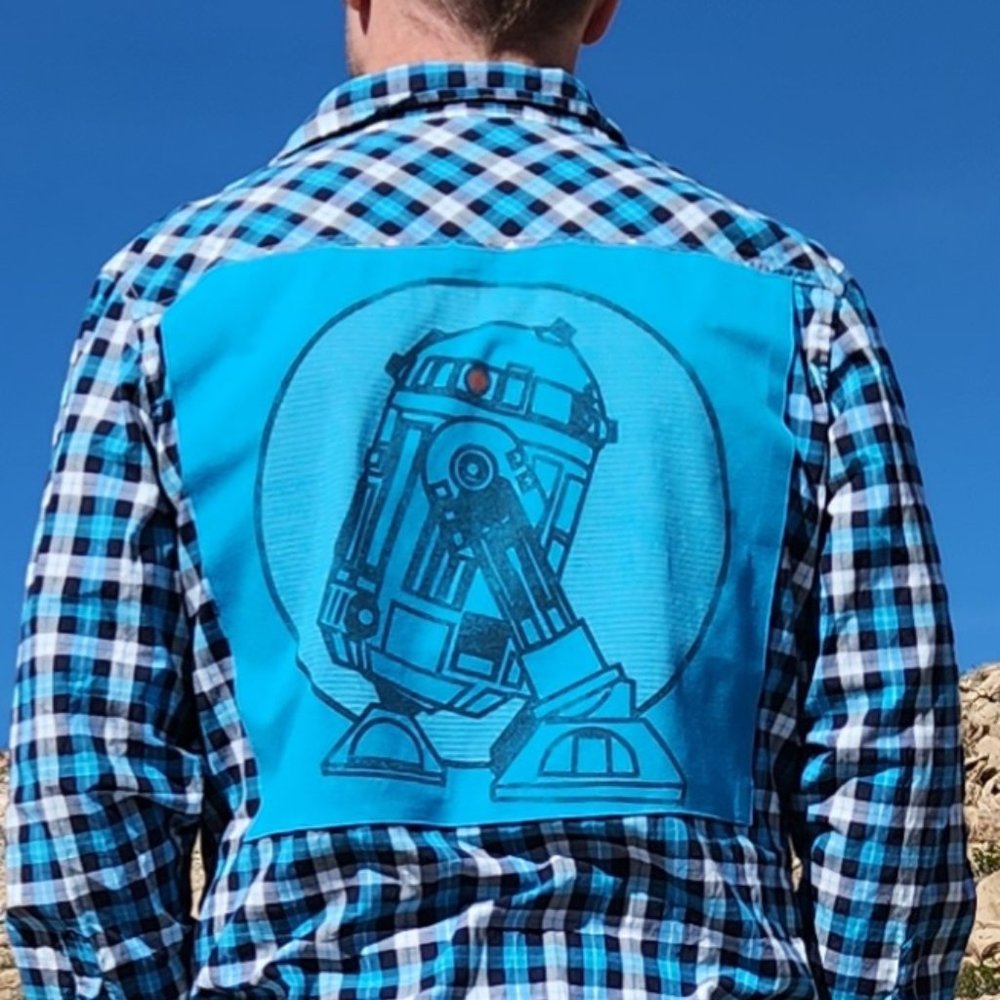 One-of-a-Kind R2-D2 Custom StraightFaded Button Down Shirt (Size: Men's L)